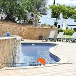 #121 Aconchegante T1 Em By Holidays Apartment