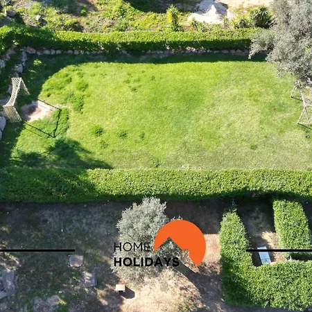 #121 Aconchegante T1 Em By Holidays דירה *